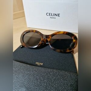 Celine Oval Tortoiseshell Sunglasses - Brown Tortoise